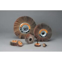 3M Standard Abrasives A/O Flexible Flap Wheel 611426, 1 In X 1 In X 1/4 In 80